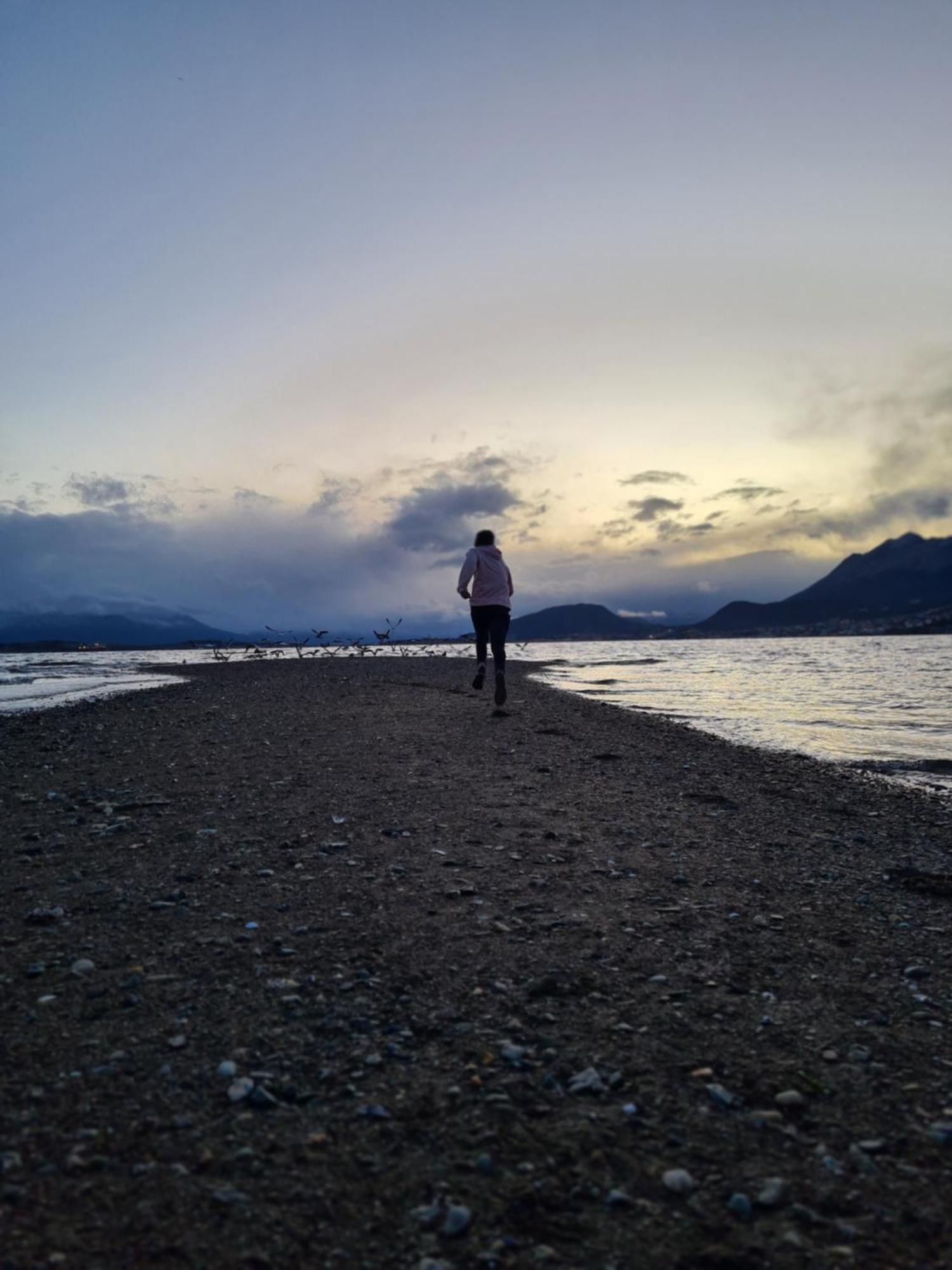 Hotel Tierra Del Fuego ウシュアイア エクステリア 写真