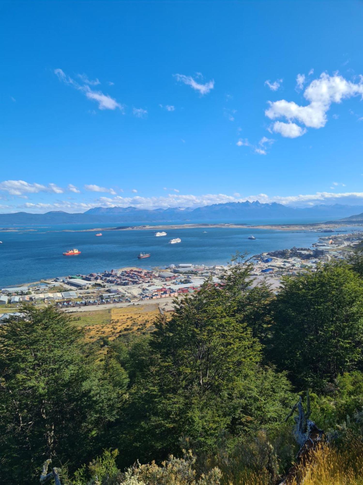 Hotel Tierra Del Fuego ウシュアイア エクステリア 写真