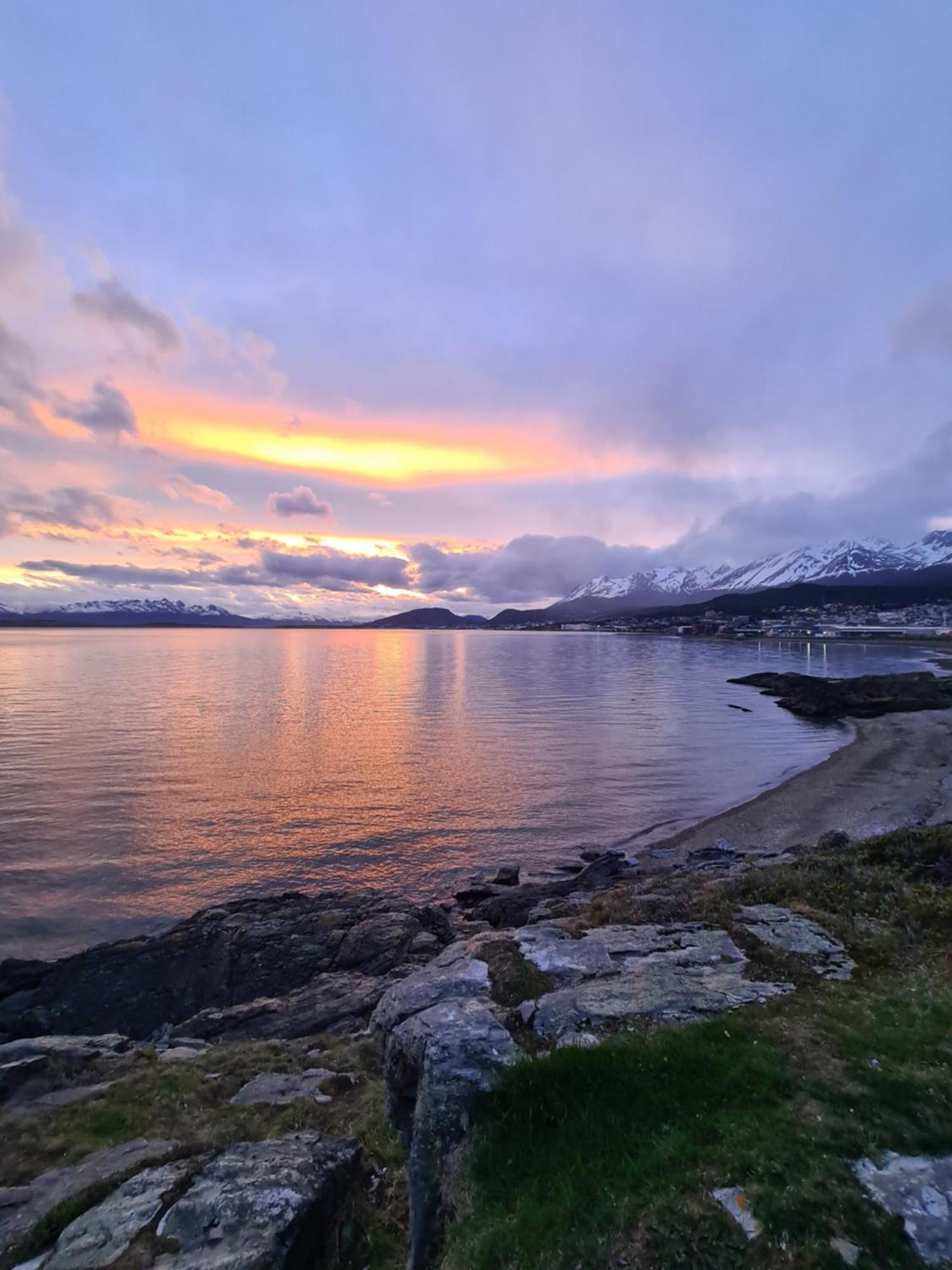 Hotel Tierra Del Fuego ウシュアイア エクステリア 写真