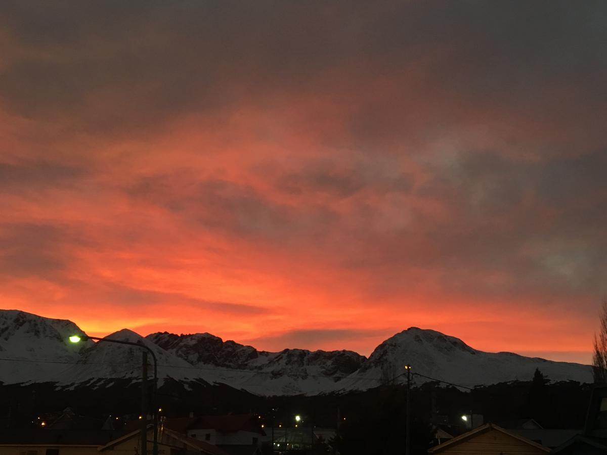 Hotel Tierra Del Fuego ウシュアイア エクステリア 写真