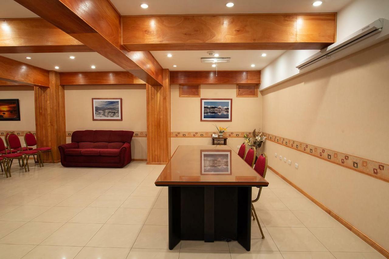 Hotel Tierra Del Fuego ウシュアイア エクステリア 写真